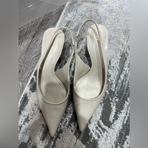 Zara Off white Kitten Heels